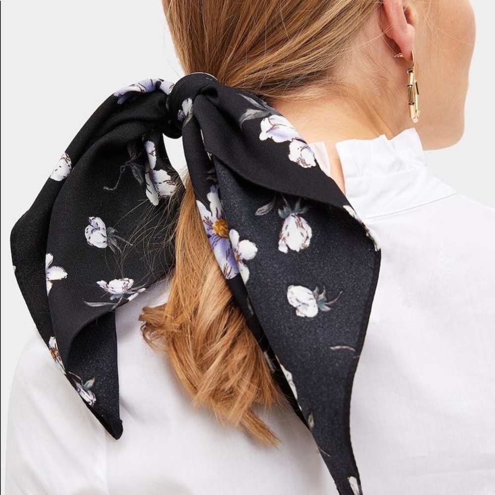 MADEWELL HAIR SCARF HAIR SCRUNCHY FLORAL PONYTAIL